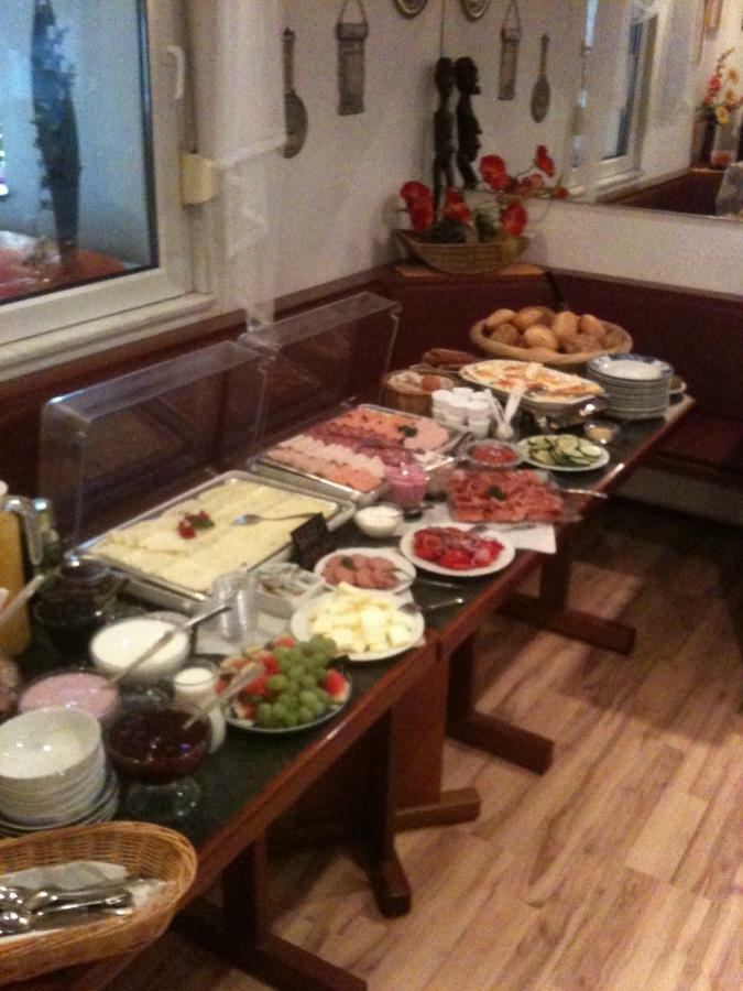Pension Zum Lindeneck لوبتس المظهر الخارجي الصورة